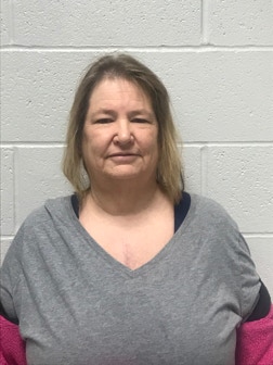 5d28bc526989b-graning-deborah-252